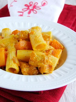 rigatoni z kurczakiem i dynią