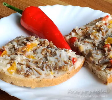 Smalec grzybowy z papryką