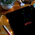 Te filmy Netflixa wprowadzą Cię w gwiazdkowy nastrój