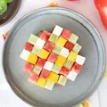 Sałatka Tetris - sałatka z serem feta i mango