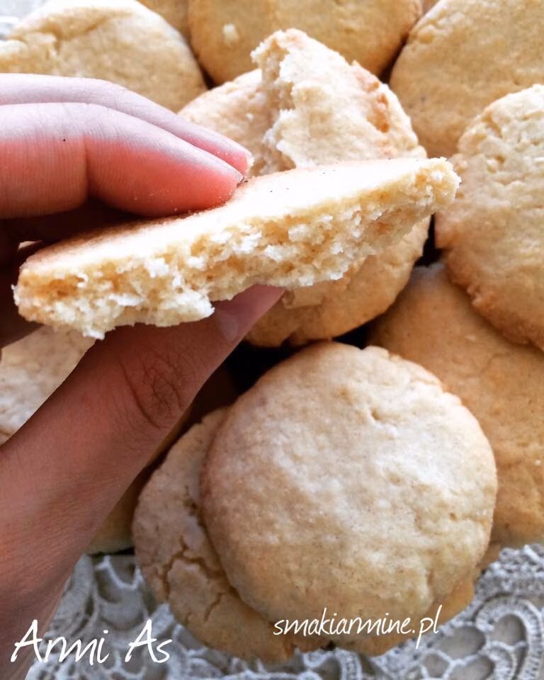 Kruche ciastka kokosowe (bezglutenowe)