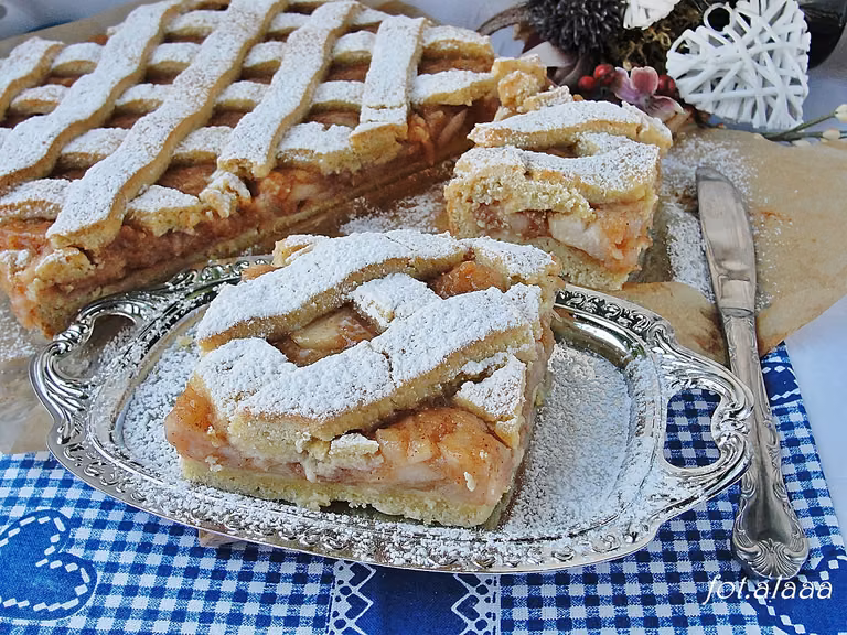 Szarlotka z kratką