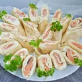 Tortilla z serkiem i łososiem