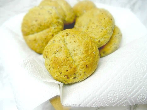 Bułki pszenno- żytnie z siemieniem lnianym