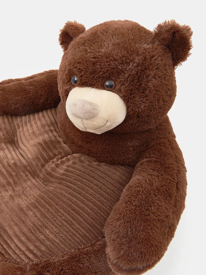 Zdjęcie Ten miś to nie zabawka! Bestsellerowa pufa z Sinsay za 69,99 zł rozkochuje dzieci (i rodziców)! #2