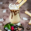 Shake Tiramisu - deser, lody i kawa w jednym <3 Idealne na ochłodę i orzeźwienie.
