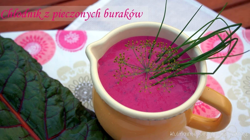 Chłodnik z pieczonych buraków z  fetą