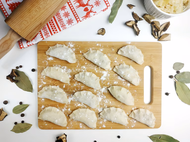 Pierogi z kapustą i grzybami