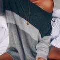 Luźny sweter