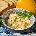 Pasta jajeczna z makrelą