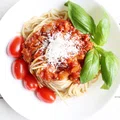 Szybkie spaghetti z pomidorów – obiad w kwadrans