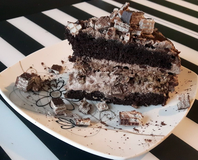 TORT PRALINOWY