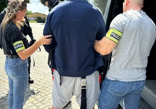Dolnośląscy „Łowcy Głów” zatrzymali poszukiwanego 26-latka w Niemczech