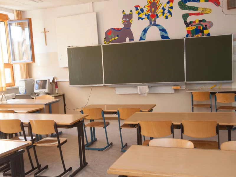 Ważne zmiany w szkołach! MEN podjęło decyzję w sprawie religii i etyki!