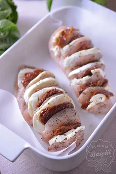 Pierś kurczaka faszerowana mozzarellą