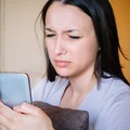 Kocham jednocześnie męża i kochanka. Żyję na krawędzi ale nie potrafię wybrać