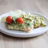 Łosoś zapiekany w bazyliowym pesto