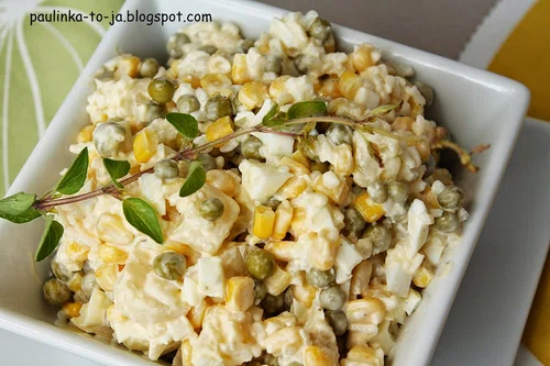 Sałatka chrzanowa z ananasem