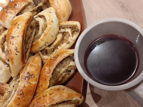 Paszteciki wigilijne z kapustą i grzybami