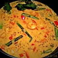 Tajskie zielone curry z krewetkami i szparagami