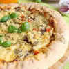Pizza wiejska z serowym brzegiem