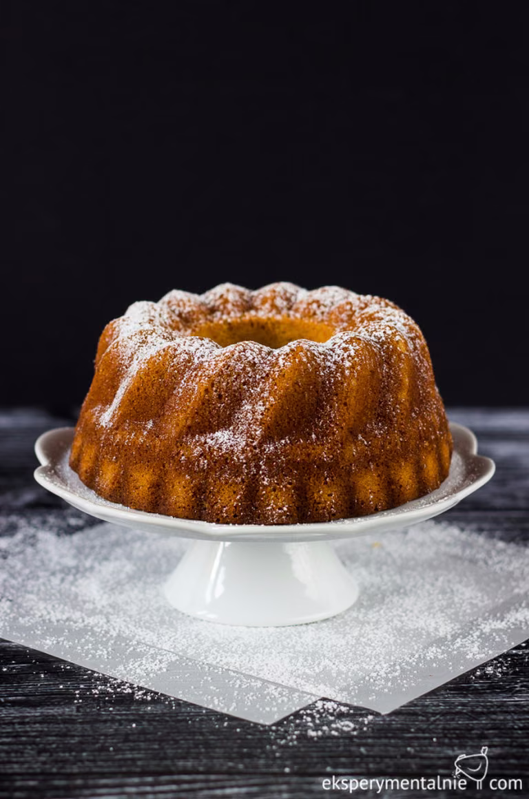 Bezglutenowa babka jaglana na Wielkanoc