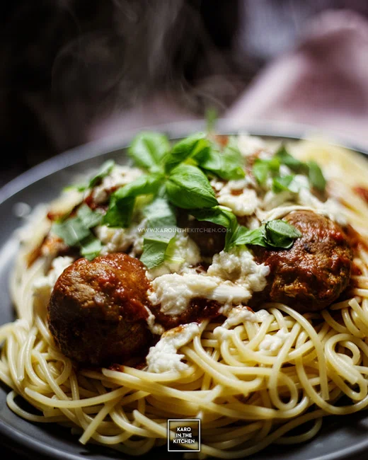 Prawdziwe włoskie klopsy – pulpety w sosie pomidorowym