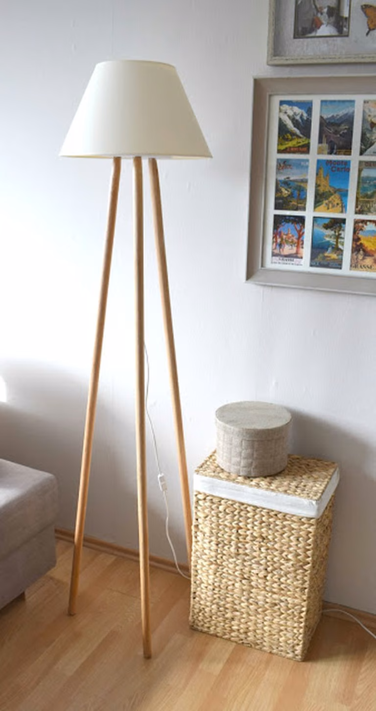 DIY - lampa na trójnogu