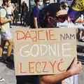 Protest medyków: Niemieckie szpitale rekrutują pracowników podczas strajku.