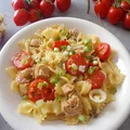 Szybki makaron w 20 minut: farfalle z pomidorkami i tuńczykiem