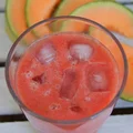 Koktajl z arbuza, melona, truskawek i kiwi