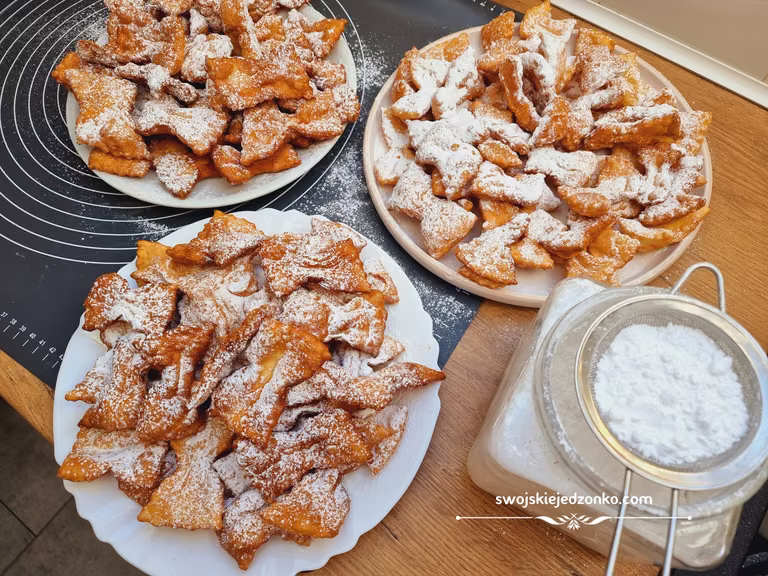Faworkowe kokardki - pyszne !!