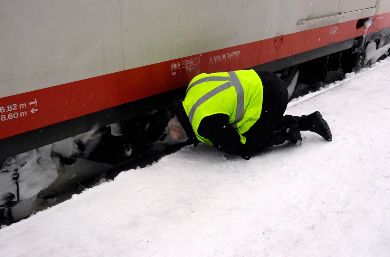 Dzień Kolejarza: Historia i Współczesność Transportu Kolejowego w Polsce