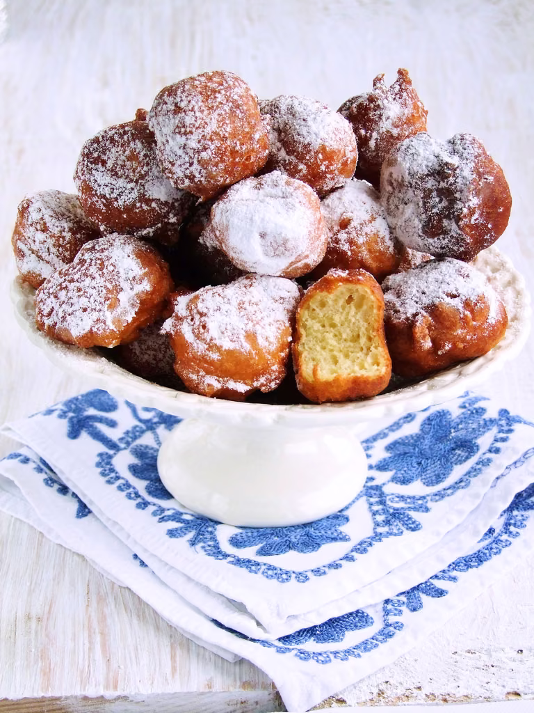 mini pączki z serkiem homogenizowanym...
