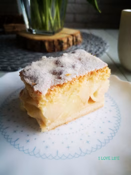 Ciasto z jabłkami i budyniem