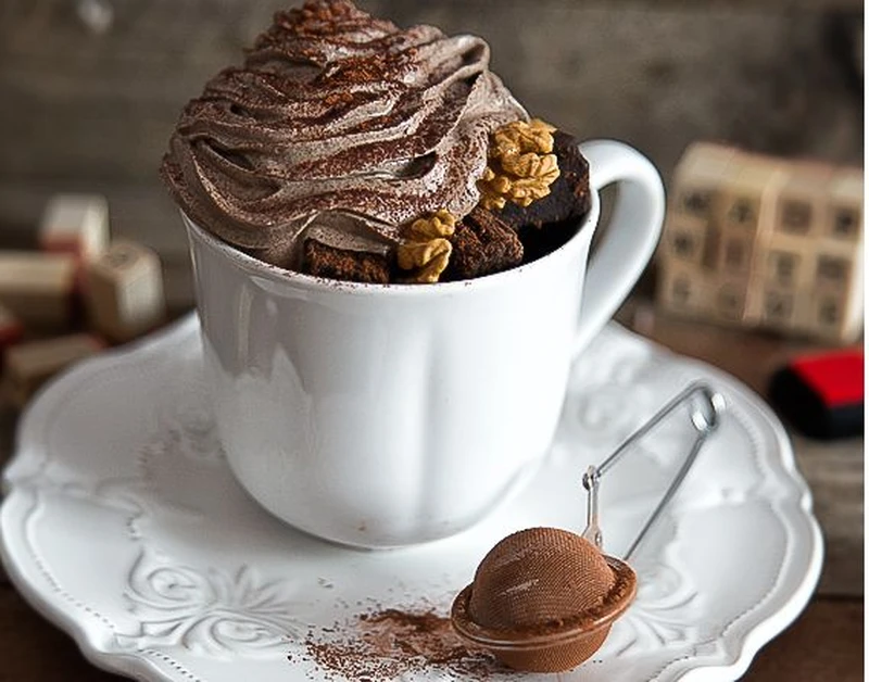 Deser czekoladowy z brownies