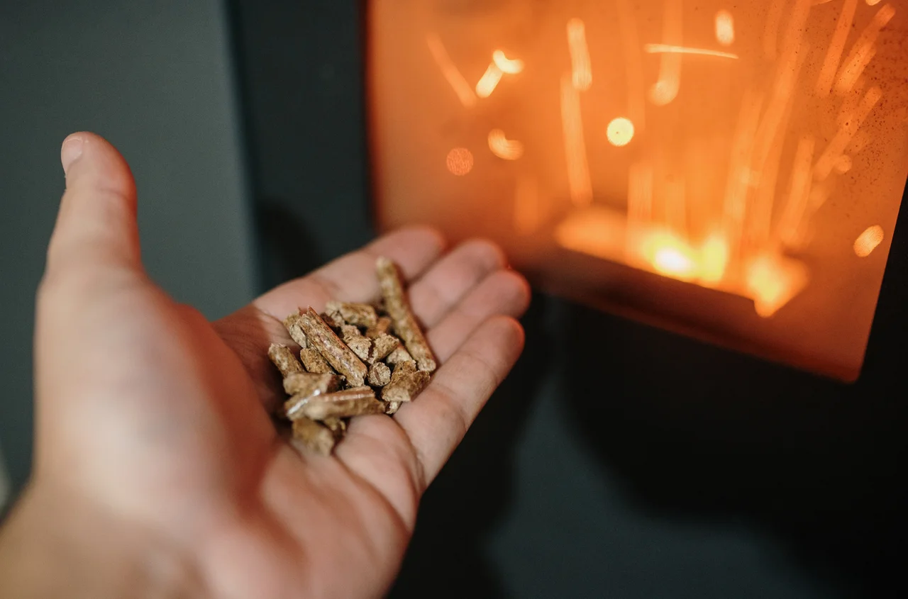 Dlaczego w Polsce brakuje teraz pelletu? Odpowiedź jest prostsza, niż myślisz