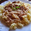 Makaron z tuńczykiem. Smaczny, szybki obiad.
