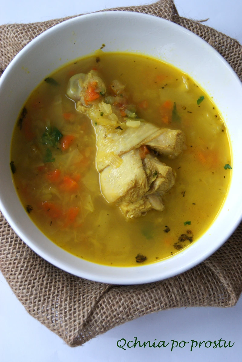 Minestrone z kurczakiem