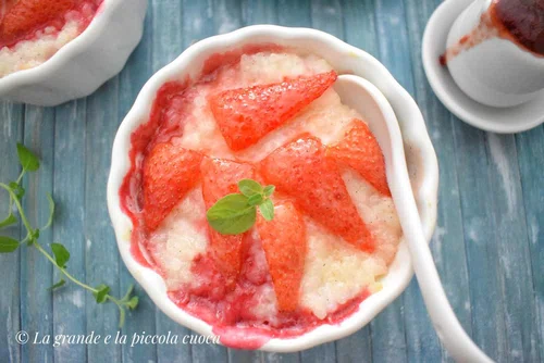 Pieczony pudding ryżowy z truskawkami – La grande piccola cuoca