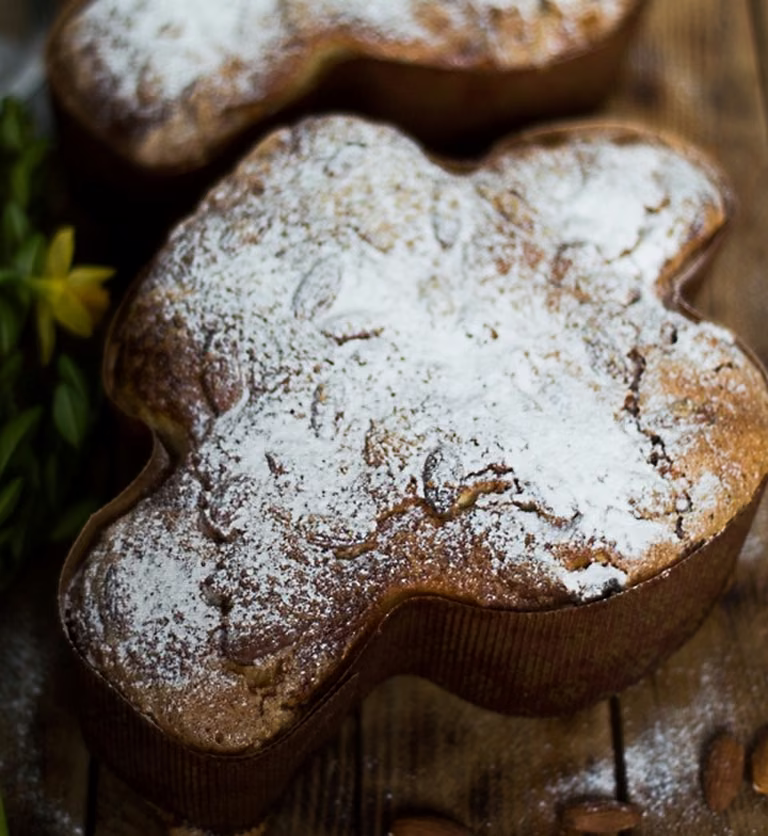 Colomba di Pasqua czyli włoska gołębica