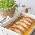 Biała kiełbasa z miodem i musztardą zapiekana w piwie