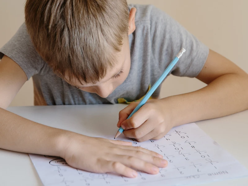 Koniec zadań domowych? Kontrowersyjna propozycja! Czy ma to sens?