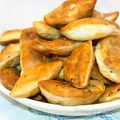 Pierogi drożdżowe z kapustą i grzybami