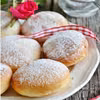 Pieczone pączki nadziewane marmoladą
