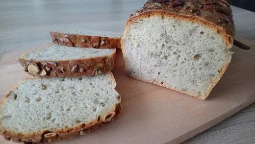 Prosty i smaczny chleb pszenno-żytni :)
