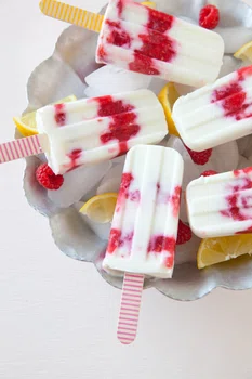 CYTRYNOWO-MALINOWE LODY NA PATYKU