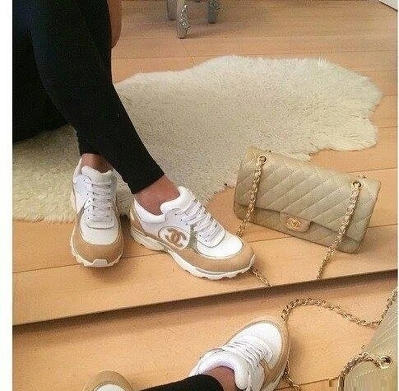 Chanelkowe buty i torebka