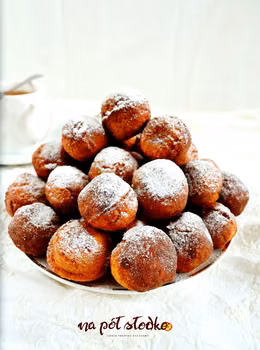 Waniliowe mini pączki z serków homogenizowanych (razowe, bez cukru)