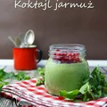 Zielony koktajl z jarmużem i granatem